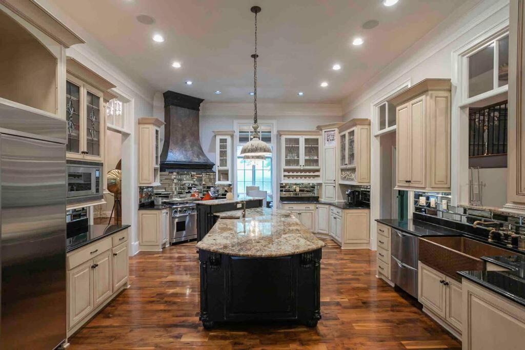Supreme Luxury For Discerning Tastes Villa Nashville Buitenkant foto