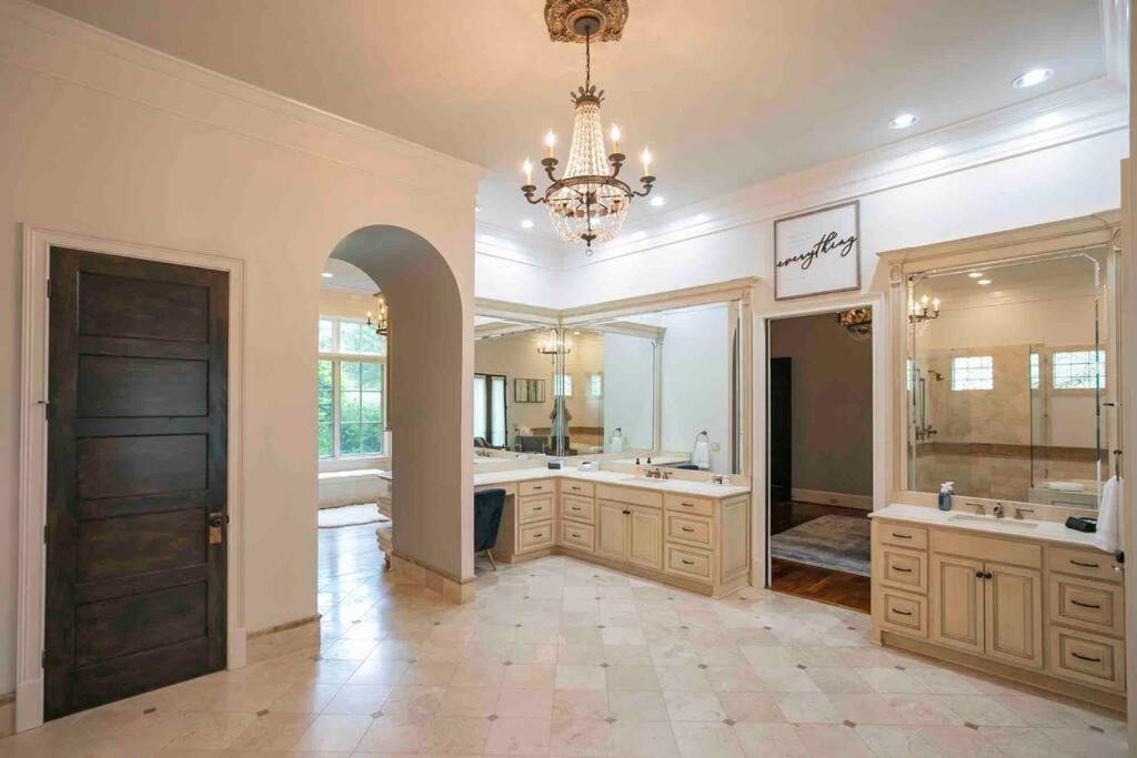 Supreme Luxury For Discerning Tastes Villa Nashville Buitenkant foto
